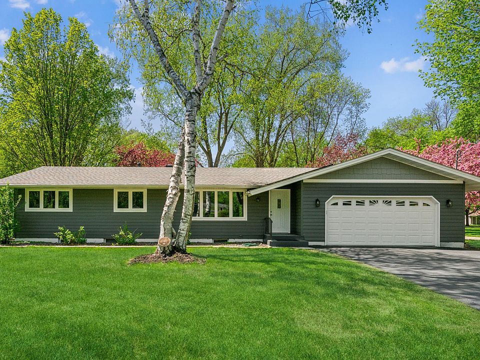 1st image of 545 Orchid Ln N