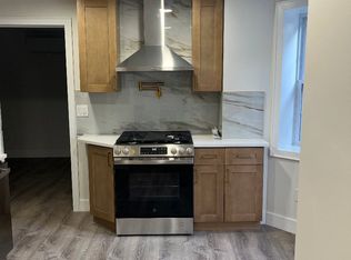 106 32nd St, Union City, NJ 07087