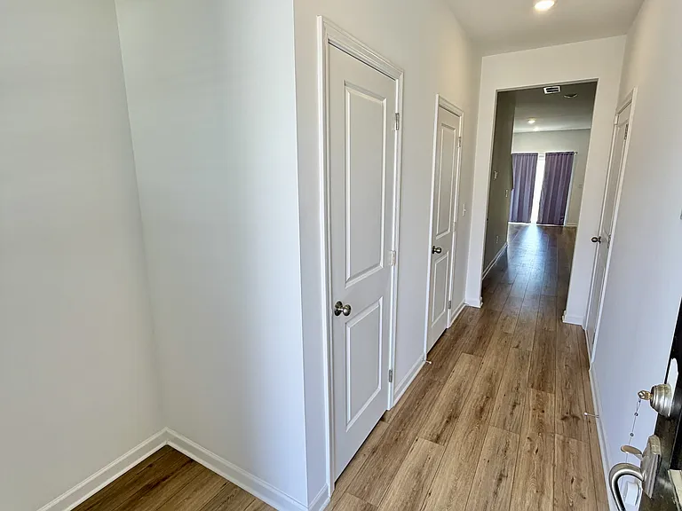 261 Kenoot Dr #1 — Photo 3