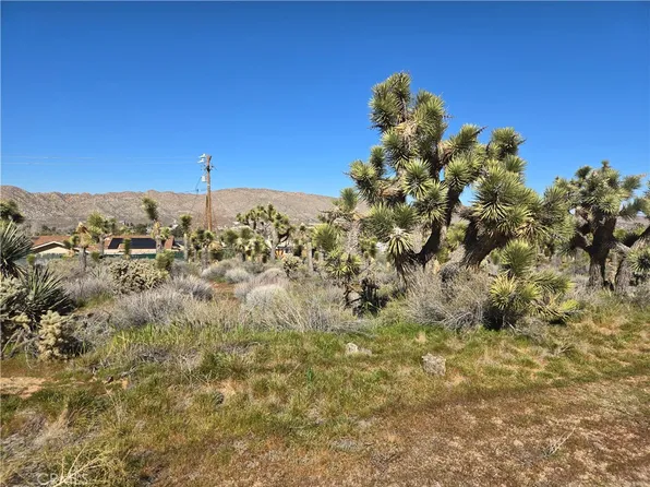 55000 Bunny Rd, Yucca Valley, CA 92284