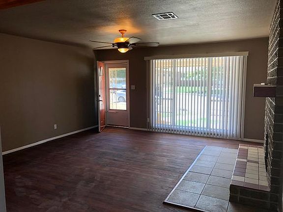 5th image of 2703 Pontiac Dr