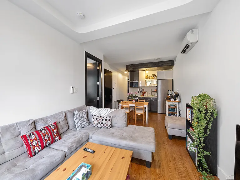 1054 Park Pl #3D — Photo 7