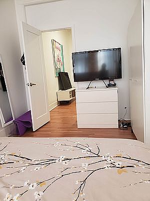 3rd image of 316 Suydam St #2R
