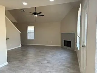 3 bed, 2.5 bath, 1454 sqft, $1,950 — Photo 2