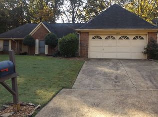 8939 E Glendale Ct, Cordova, TN 38018