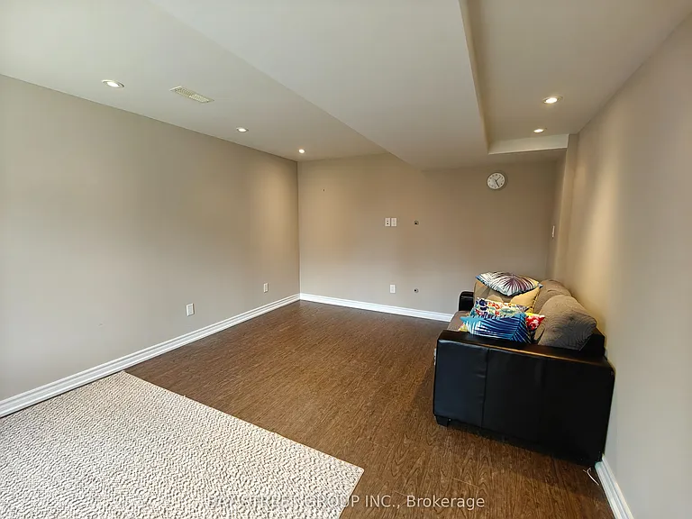 80 Bush Ridges Ave — Photo 12