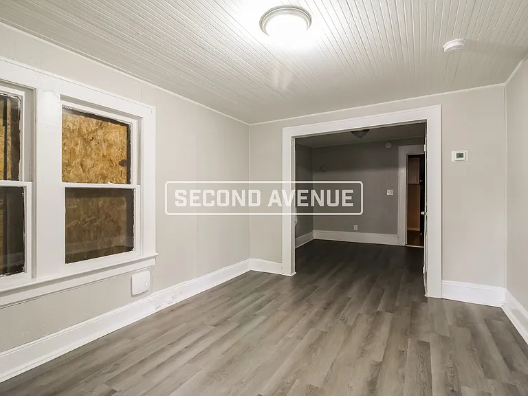 1522 W 22nd St — Photo 6