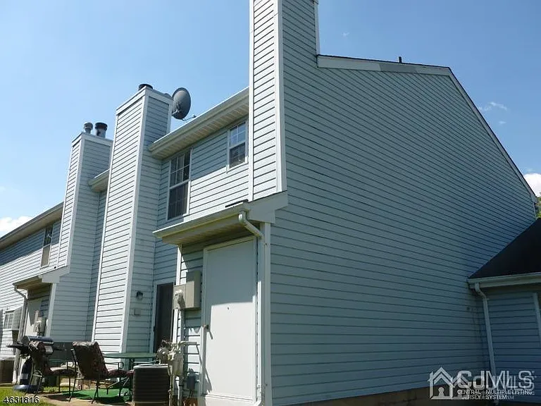 408 Hawkshead Way — Photo 22
