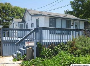 853 Prospect Ave, Keyport, NJ 07735