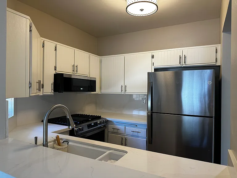 23845 Del Monte Dr #69 — Photo 4
