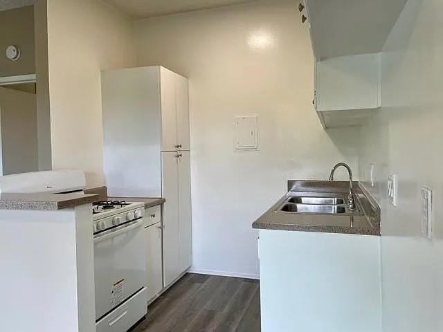 1820 W Sallie Ln #B1 — Photo 18