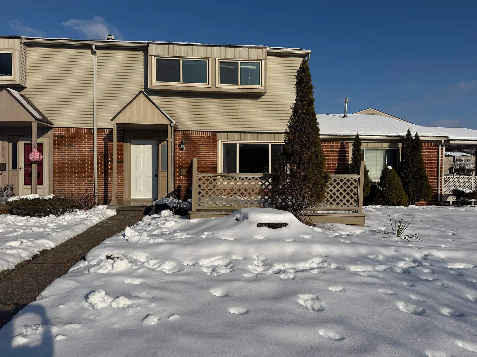 12264 Woodside Dr photo 1