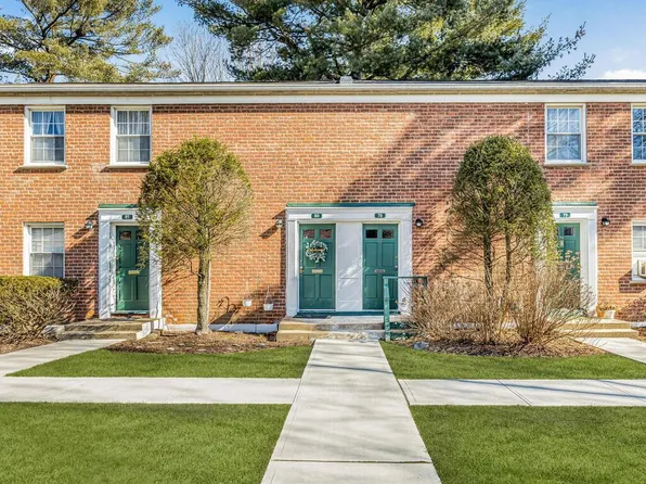 190 Pinewood Road #80, Hartsdale, NY 10530