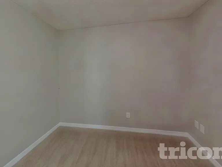 589 Robert Livingston St — Photo 14