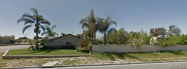 2nd image of 11519 Jurupa Rd