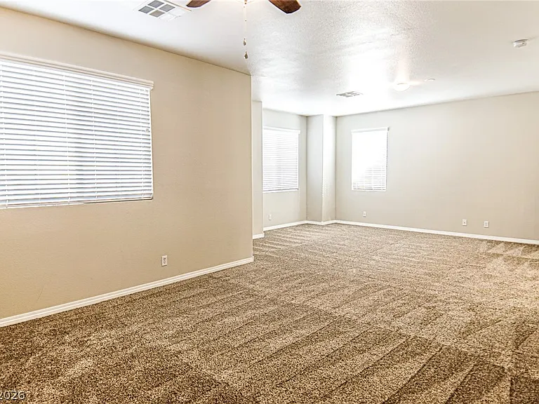 6545 Black Oaks St — Photo 31