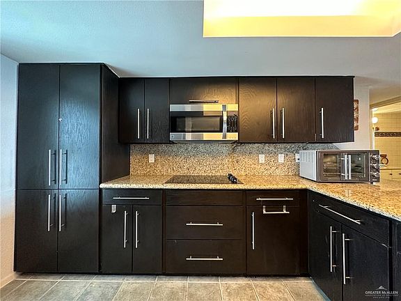5th image of 404 Padre Blvd Unit 707