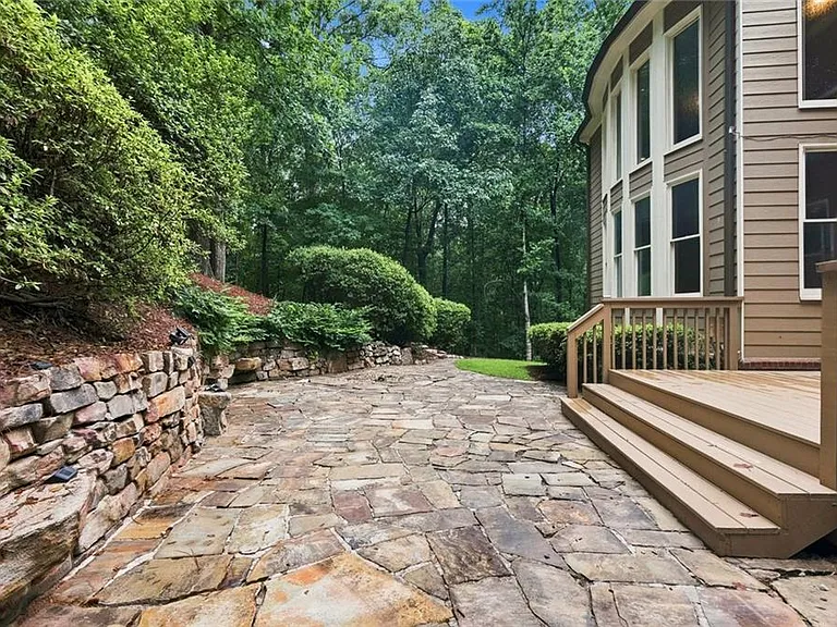 2060 Fife Ridge Ct — Photo 31