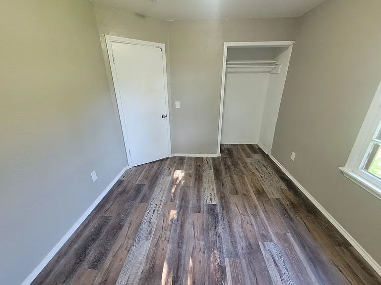 4128 SE 43rd St — Photo 3