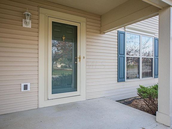 3rd image of 7639 Harbour Town Dr