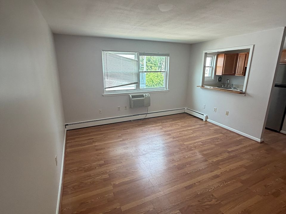 1st image of 1062A Boulevard #A