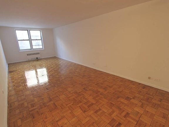 2nd image of 10101 67th Dr APT 1B