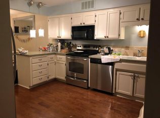 4182 Knob Cir #110, Saint Paul, MN 55122