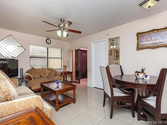 3rd image of 2740 W 63rd Pl #25-23