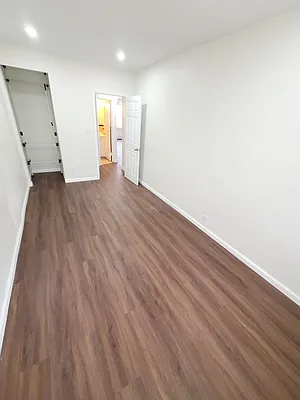 Rented by Metro Garden Realty NYC | media 9
