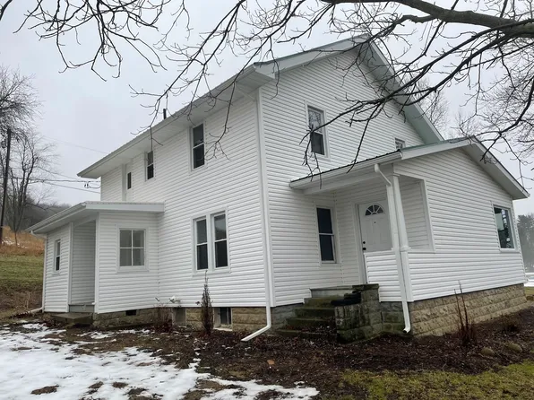 5267 Deis Hill Rd NW, Dover, OH 44622