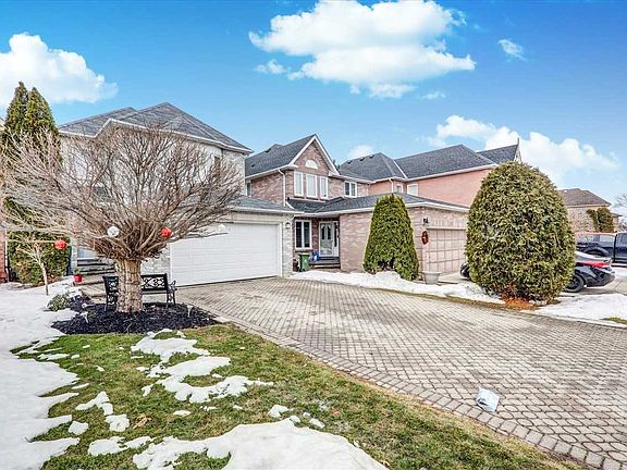 3rd image of 37 Waterford Cres