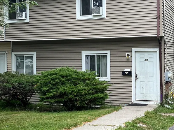 11 Howard Street, Poughkeepsie, NY 12601