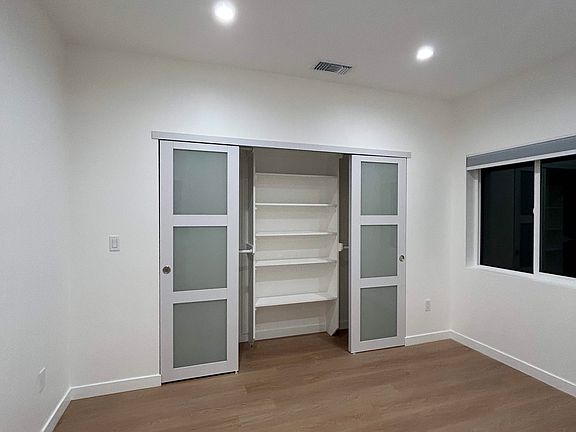 5th image of 1290 Sawyer Ave #4