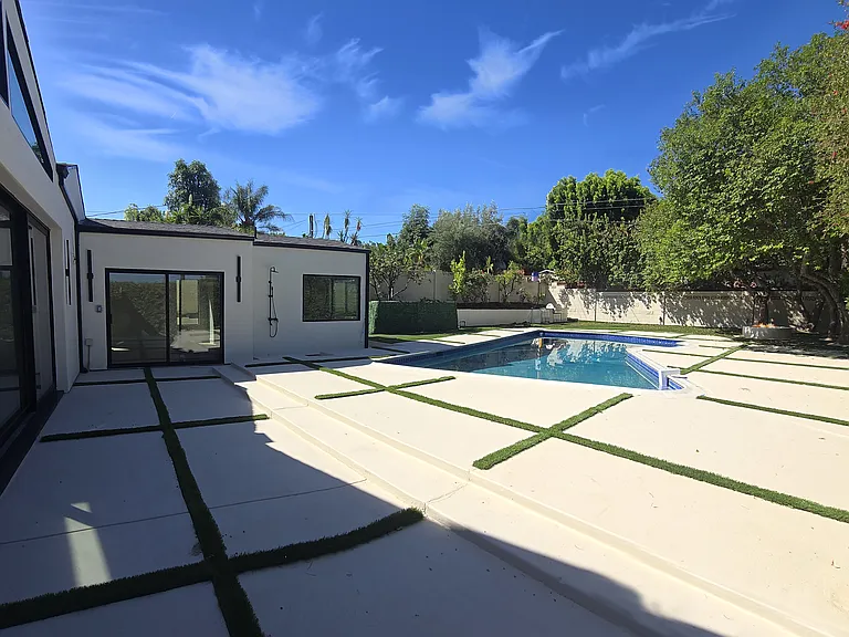 4501 Canoga Dr — Photo 28