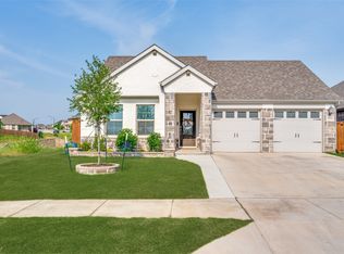 5616 Shannon Creek Rd, Fort Worth, TX 76126