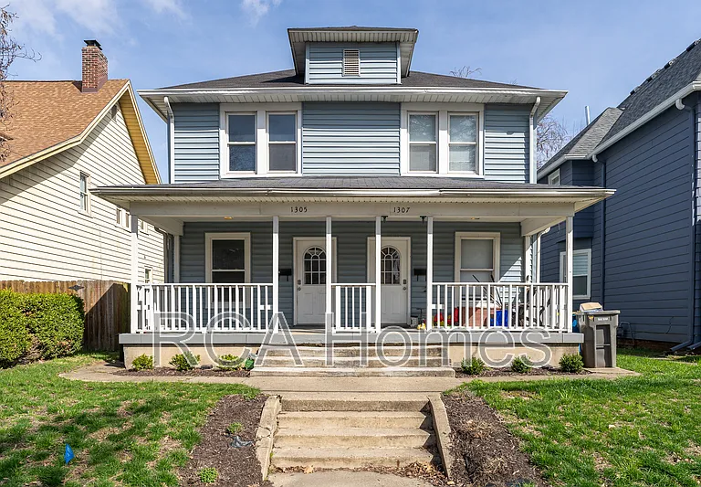 1307 Wright St — Photo 1