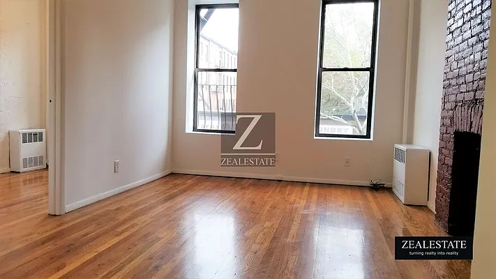 Rented by ZealEstate Group Inc | media 27