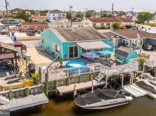 16 Beverly Ln, Manahawkin, NJ 08050