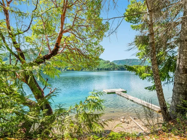 3696 Horne Lake Caves Rd, Nanaimo, BC V9K 2L7