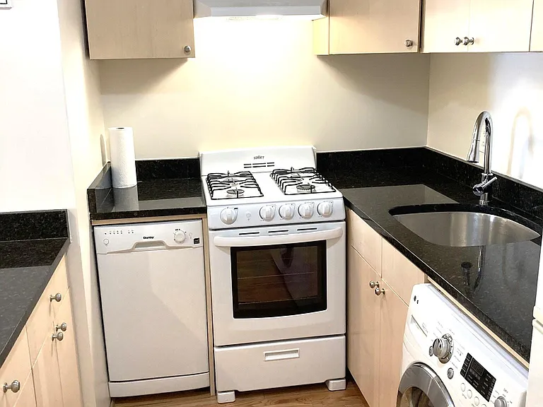 48 Florida Ave NW #2 — Photo 7