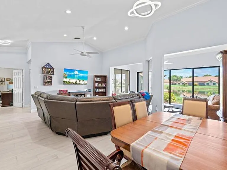8486 Heather Pl — Photo 21