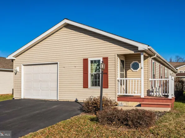 502 Village Way, Royersford, PA 19468