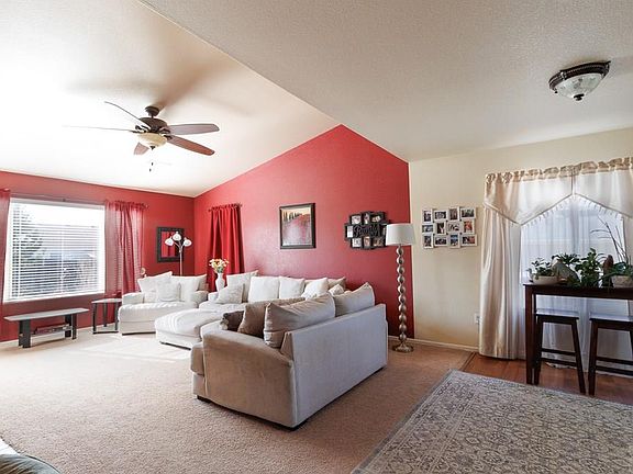 4th image of 2216 Longhorn Dr