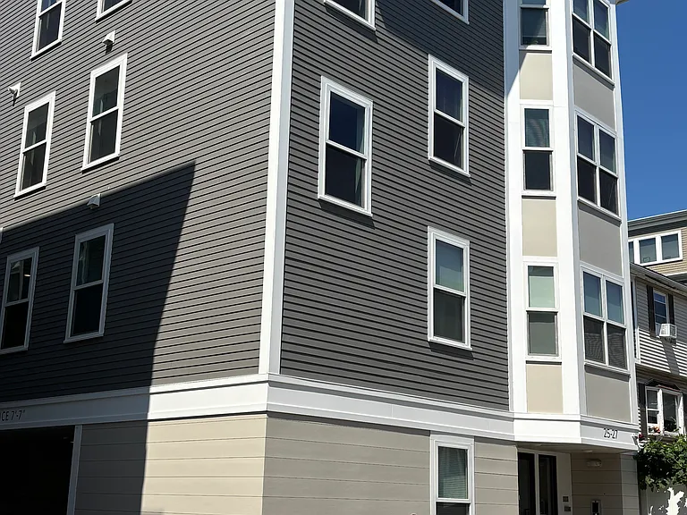 27 Washington St #302 — Photo 9