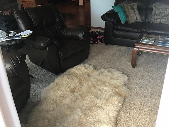 3rd image of 35480 Salal Ln