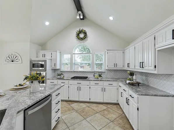 413 N Fountain Gate Dr, Allen, TX 75002