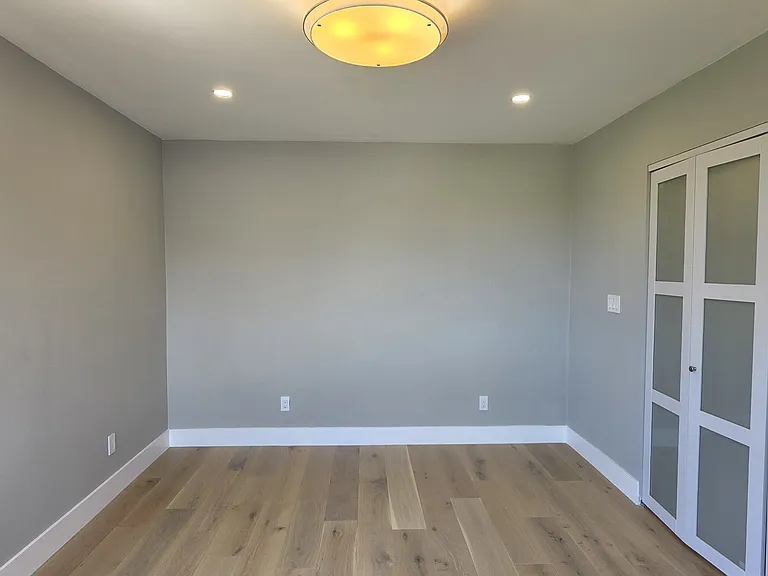 373 Avalon Dr — Photo 12