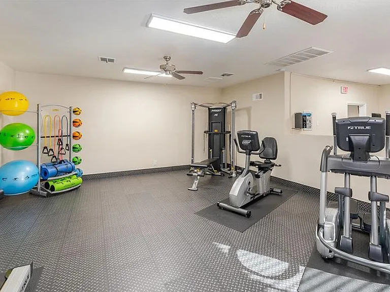 Reno Villas — Photo 8