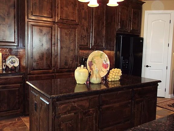 2nd image of 2916 San Saba Ct
