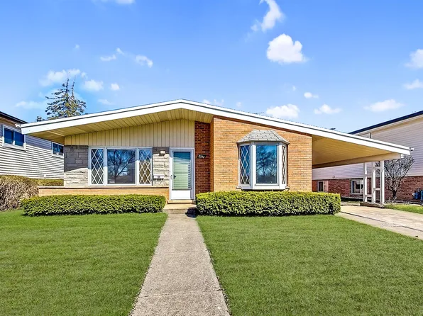 8544 W North Ter, Niles, IL 60714